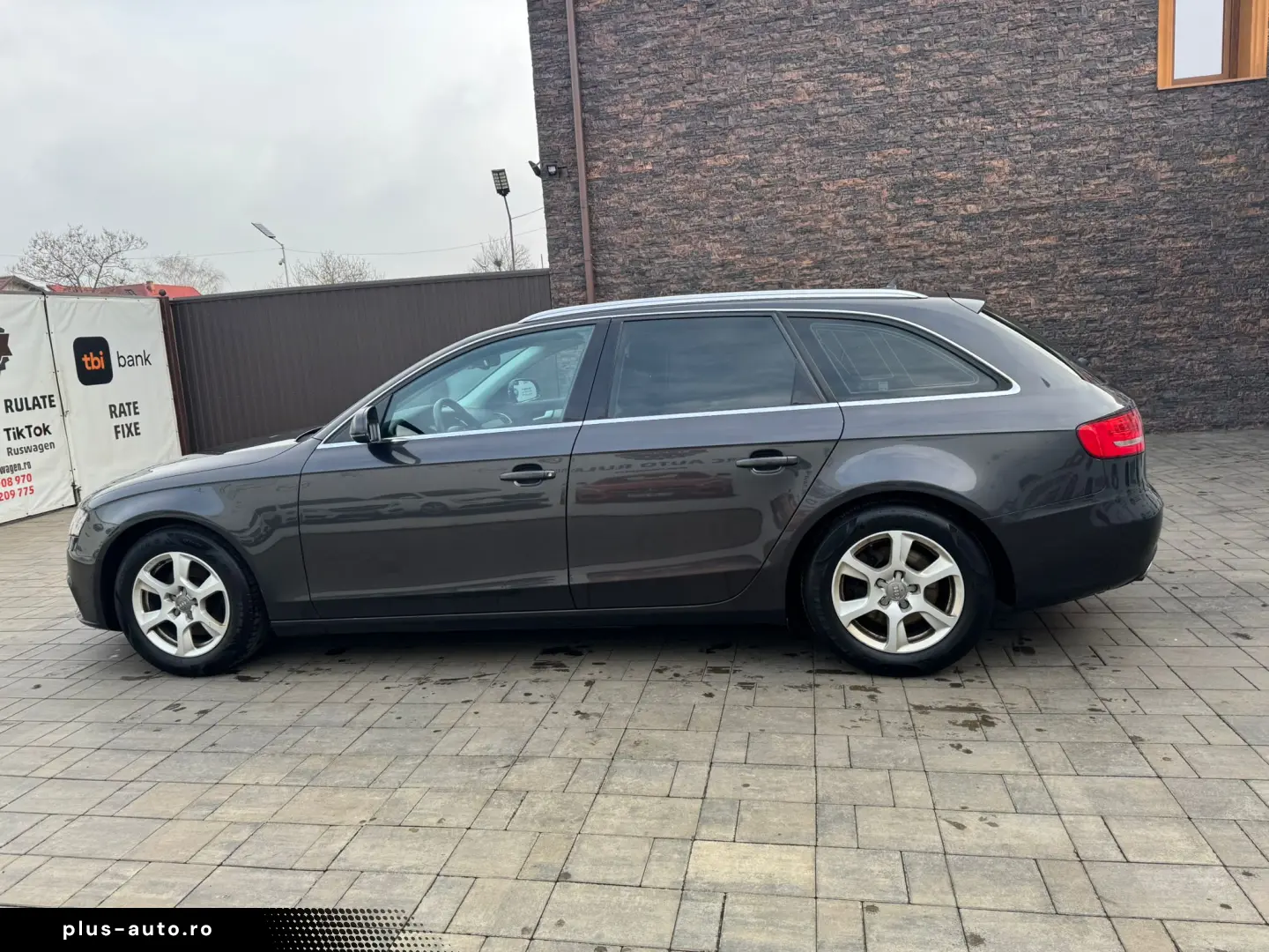 Audi A4 2011 12 2.0