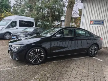 MERCEDES-BENZ CLA 180 7G-DCT Progressive  MBUX PREMIUM