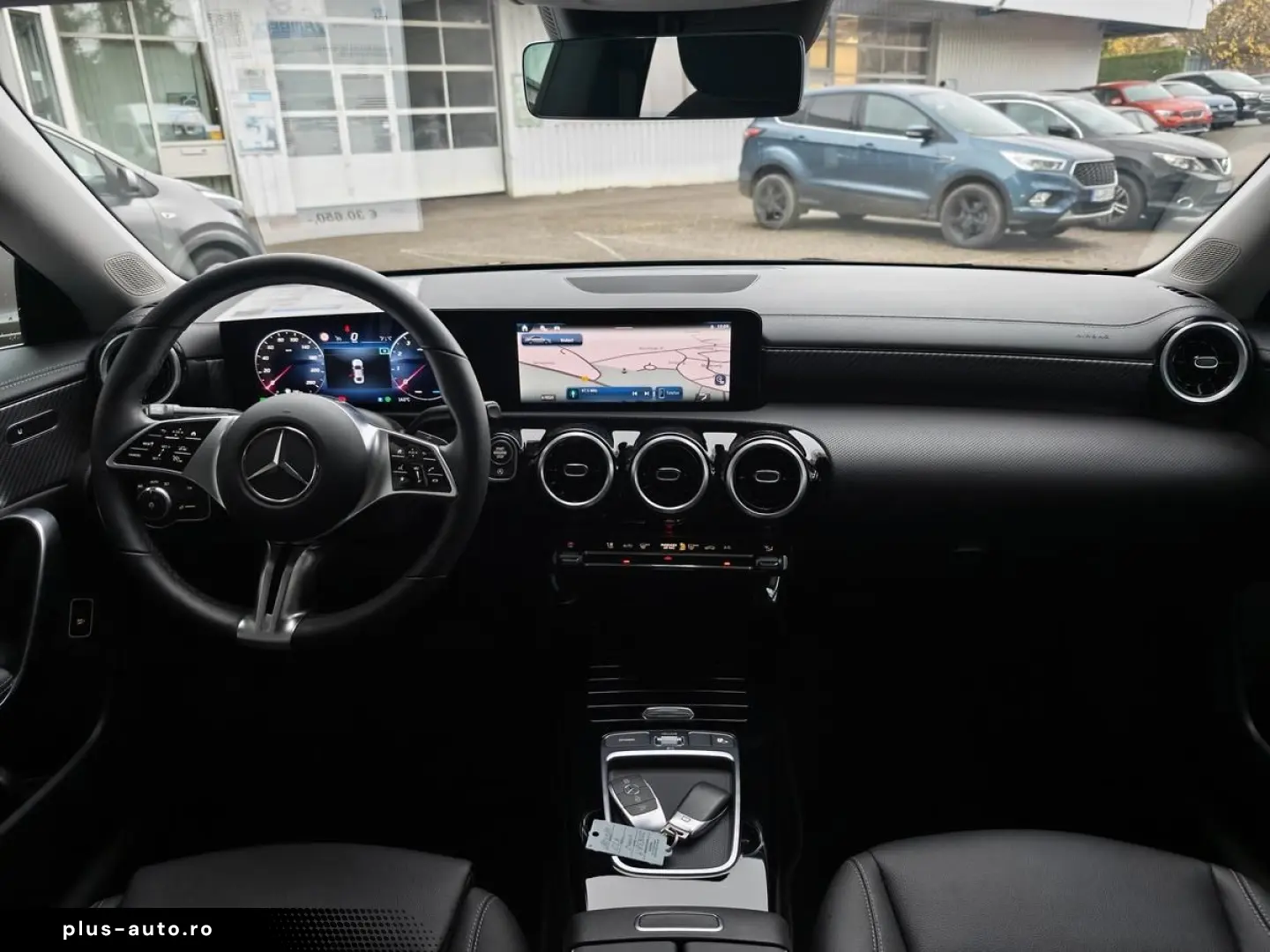 MERCEDES-BENZ CLA 180 7G-DCT Progressive  MBUX PREMIUM