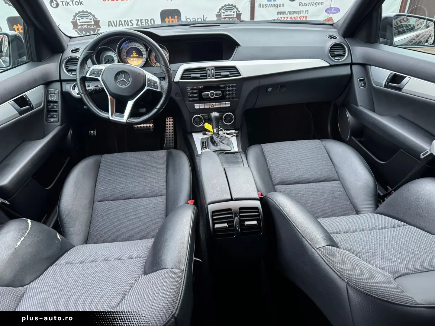 Mercedes Benz C180 2012