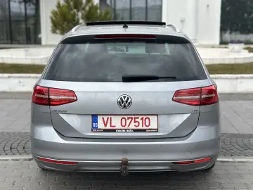 Volkswagen Passat   RAR Efectuat   Panoramic   Bord Digital
