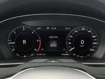 Volkswagen Passat   RAR Efectuat   Panoramic   Bord Digital