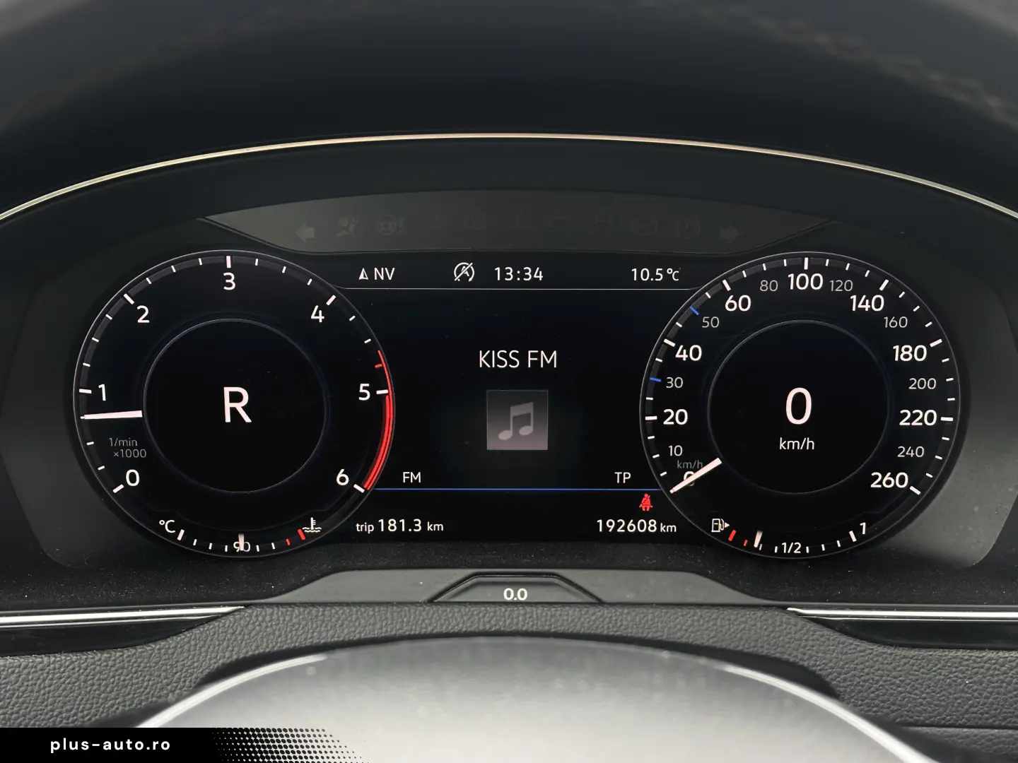 Volkswagen Passat   RAR Efectuat   Panoramic   Bord Digital