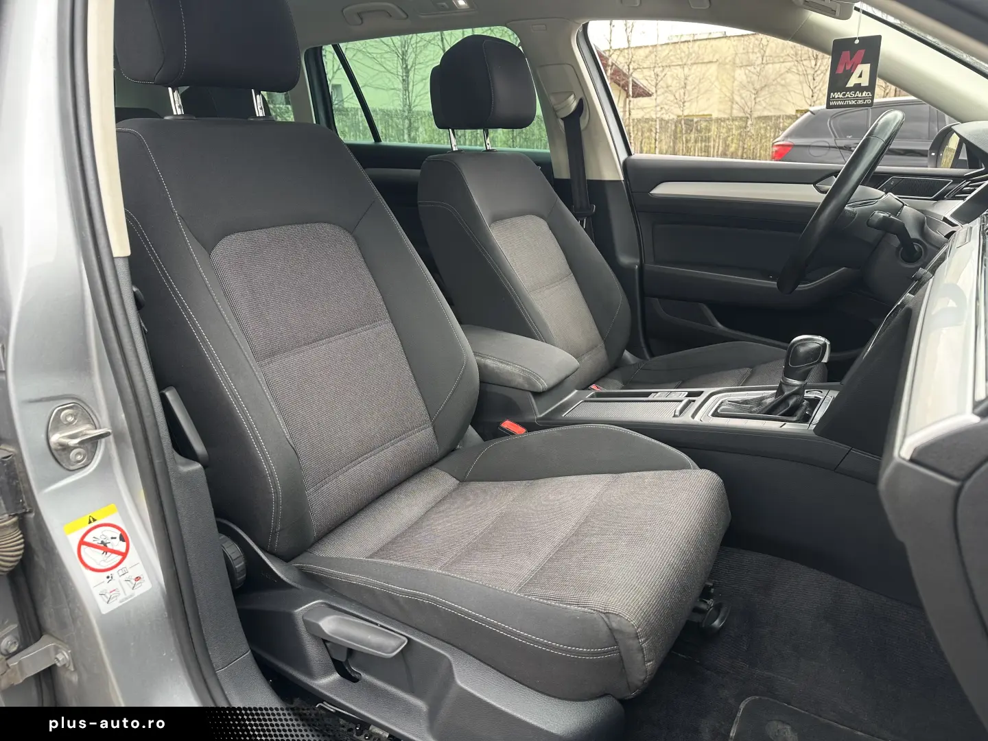 Volkswagen Passat   RAR Efectuat   Panoramic   Bord Digital