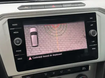 Volkswagen Passat   RAR Efectuat   Panoramic   Bord Digital