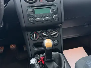 Nissan Qashqai  2 2013 1.6