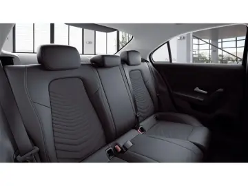 MERCEDES-BENZ A 200 Style CARPLAY SPURHALTE PDC MBUX 16 ZOLL