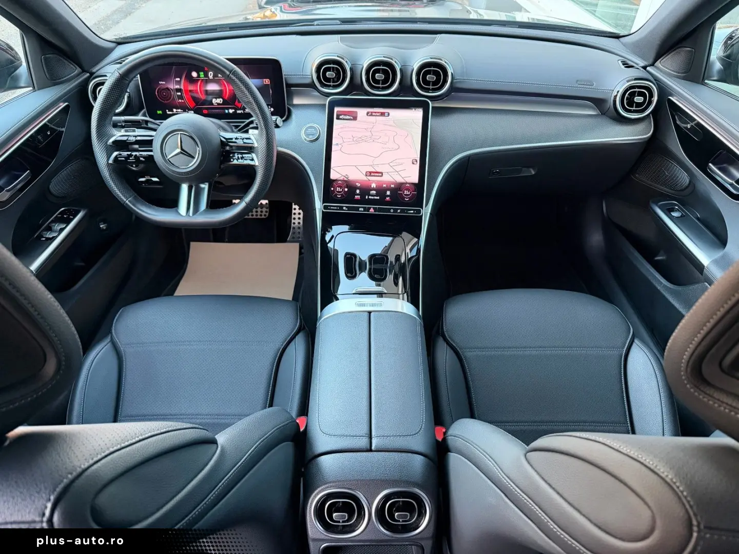 MERCEDES-BENZ C 300 4M AMG  Night Pano 19  Massage DISTRO