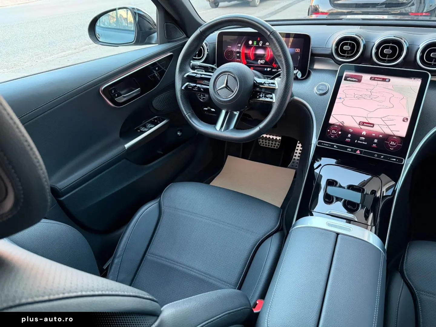 MERCEDES-BENZ C 300 4M AMG  Night Pano 19  Massage DISTRO