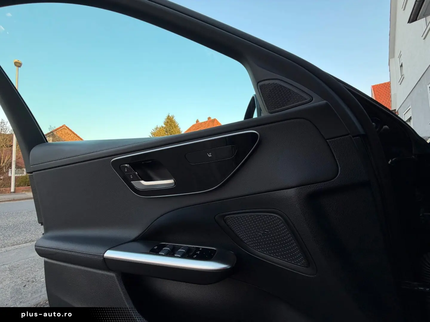 MERCEDES-BENZ C 300 4M AMG  Night Pano 19  Massage DISTRO