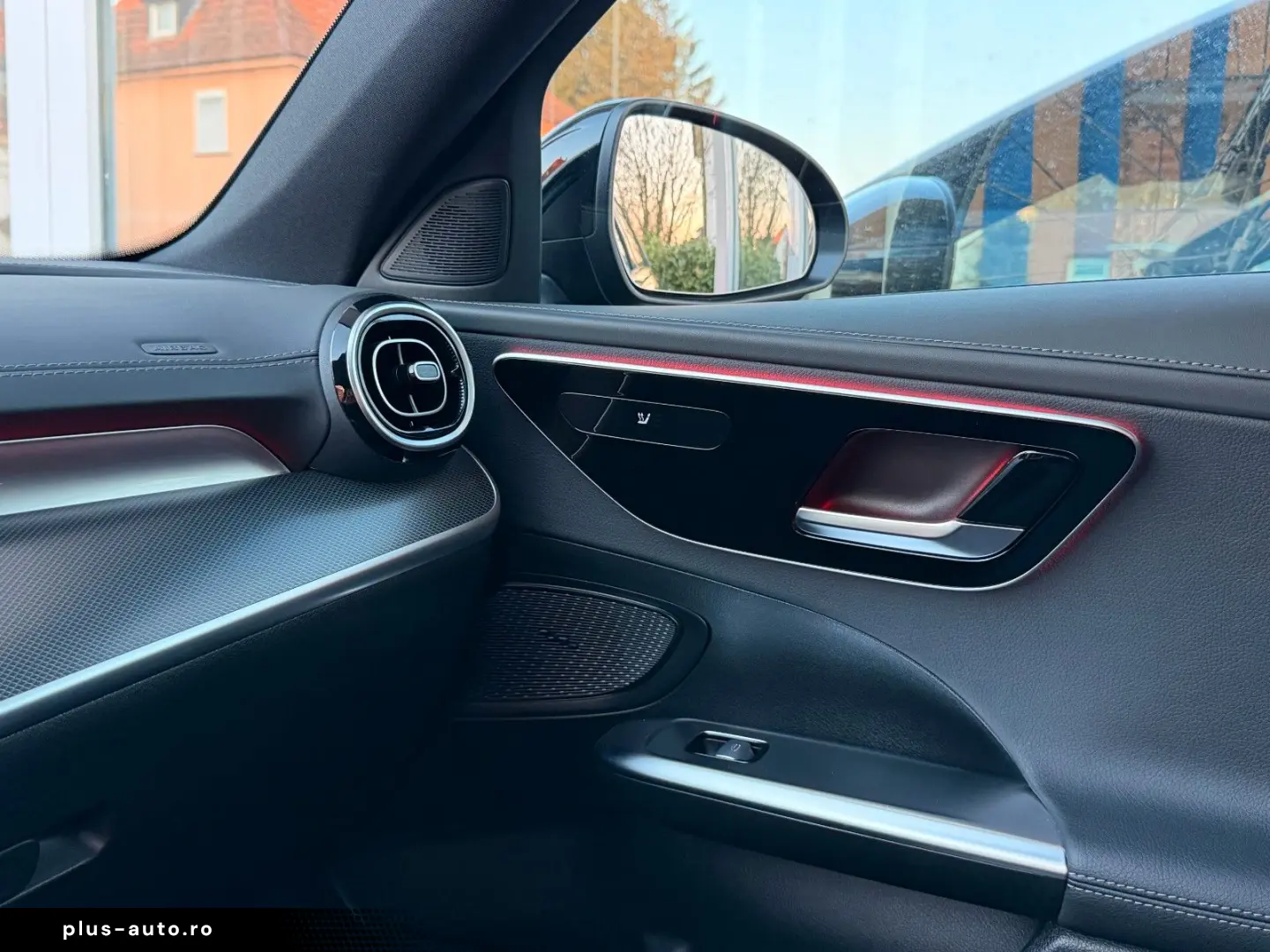 MERCEDES-BENZ C 300 4M AMG  Night Pano 19  Massage DISTRO