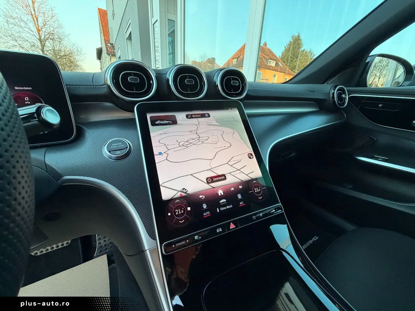 MERCEDES-BENZ C 300 4M AMG  Night Pano 19  Massage DISTRO