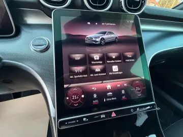 MERCEDES-BENZ C 300 4M AMG  Night Pano 19  Massage DISTRO