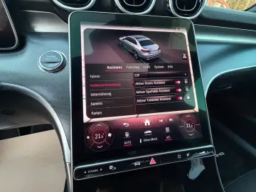 MERCEDES-BENZ C 300 4M AMG  Night Pano 19  Massage DISTRO