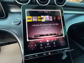 MERCEDES-BENZ C 300 4M AMG  Night Pano 19  Massage DISTRO