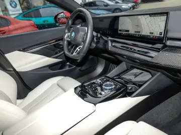 BMW 550e xDrive MSport Pano DA Prof. PA Prof. Bowers