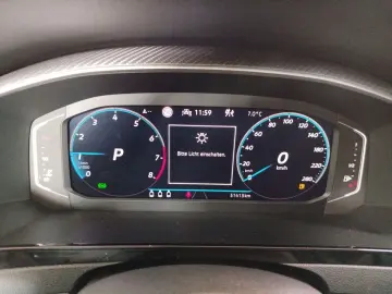 VW Arteon 2.0 TSI DSG R-Line Navi IQ.Light