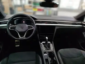 VW Arteon 2.0 TSI DSG R-Line Navi IQ.Light