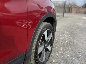 Nissan Qashqay Tekna   2016