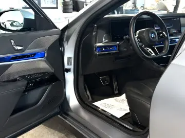 BMW i7 xDrive60 (G70E) M Sport Pro  A-LED Carbon 360