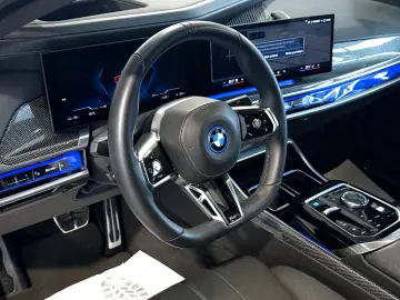 BMW i7 xDrive60 (G70E) M Sport Pro  A-LED Carbon 360