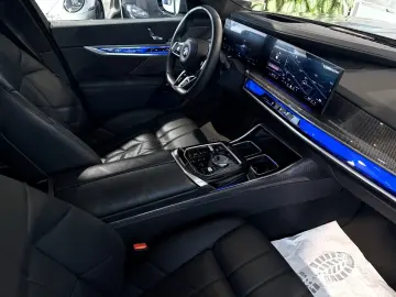 BMW i7 xDrive60 (G70E) M Sport Pro  A-LED Carbon 360