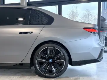 BMW i7 xDrive60 (G70E) M Sport Pro  A-LED Carbon 360