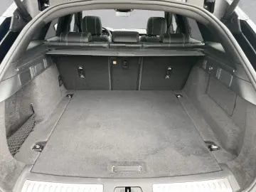 LAND ROVER Range Rover Velar D300 R-DYNAMIC S BLACK PACK