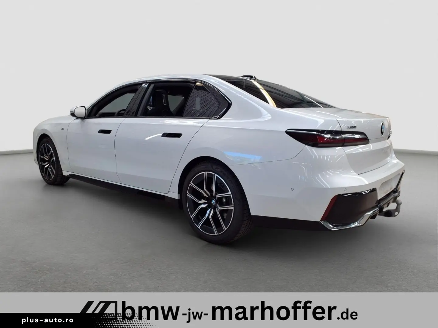 BMW 740 d xDrive MSport Cinemna TV PanDACH Iconic