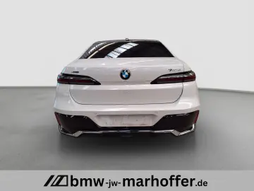 BMW 740 d xDrive MSport Cinemna TV PanDACH Iconic