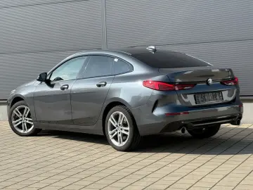 BMW 220i Sport Line H&K ACC LED