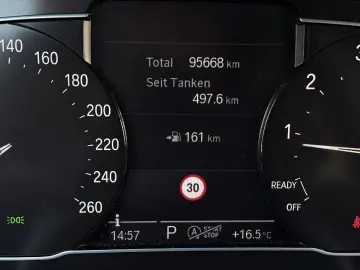 BMW 220i Sport Line H&K ACC LED