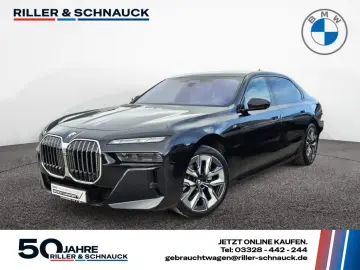 BMW 740d xDrive M Sport TV LOUNGE SEATING AHK 21ZOLL