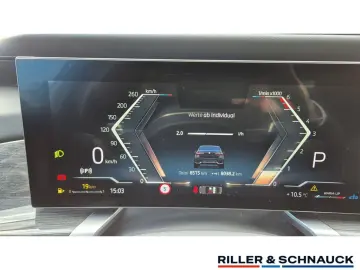 BMW 740d xDrive M Sport TV LOUNGE SEATING AHK 21ZOLL