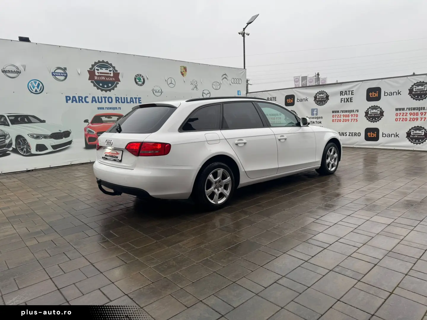 Audi A4 2009 12 2.0
