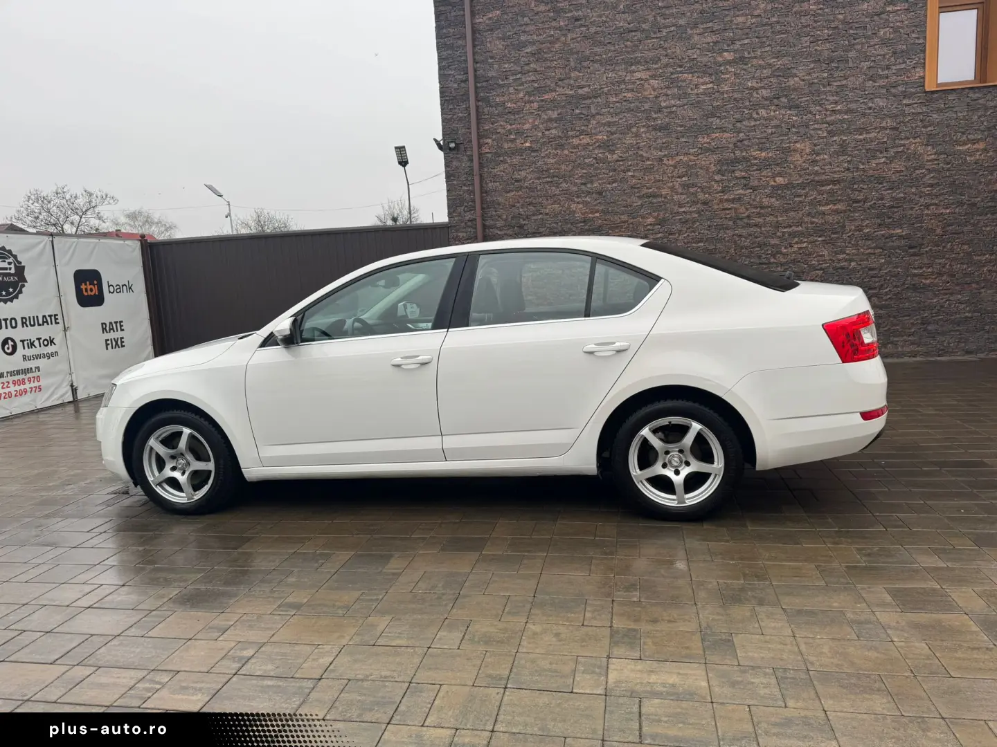 Skoda Octavia 2013 11 1.4