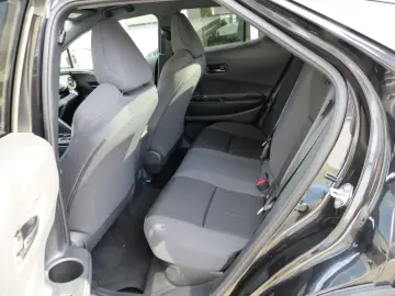 TOYOTA C-HR 1.8 Hybrid FWD Navi LED Cam SHZ el.Heckkl.