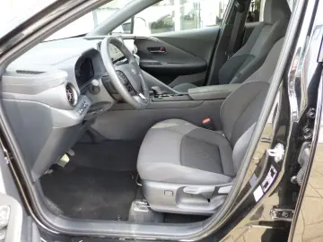 TOYOTA C-HR 1.8 Hybrid FWD Navi LED Cam SHZ el.Heckkl.