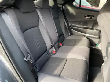 TOYOTA C-HR 2.0 Hybrid Team D   Technik Paket   PDC