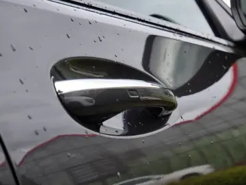 MERCEDES-BENZ C 400 e 4M   AMG BURM NIGHT MEMO 360 D…