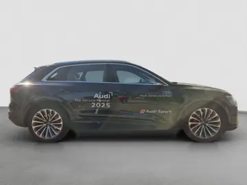AUDI Q8 S line 55 e-tron quattro 300 kW