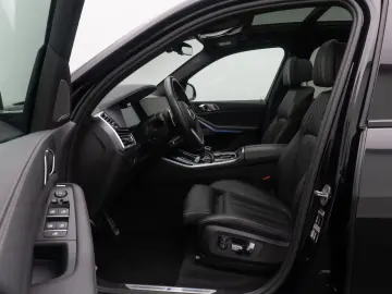 BMW X5 xD40d M Sport Panorama DAB Laser 360 HUD 21Zl