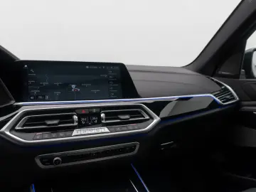 BMW X5 xD40d M Sport Panorama DAB Laser 360 HUD 21Zl