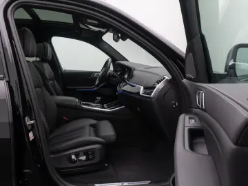 BMW X5 xD40d M Sport Panorama DAB Laser 360 HUD 21Zl