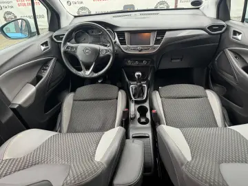 Opel Crossland X 2017