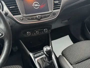 Opel Crossland X 2017