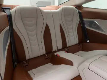 BMW M850i xD Coupé B&W 360 Laser DAB Individual Voll