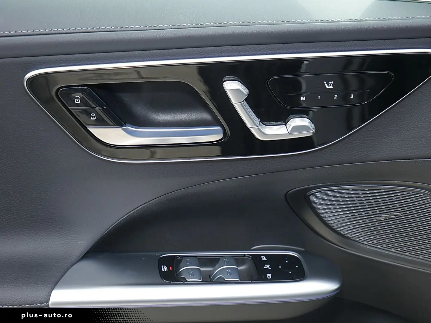 MERCEDES-BENZ C 300 de 4MATIC Limo AMG DISTR PANO AHK MEMORY