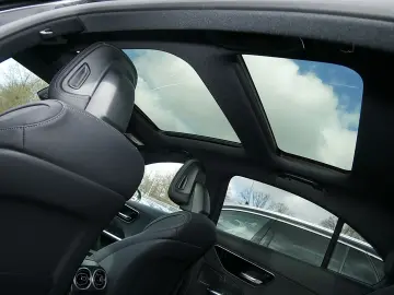 MERCEDES-BENZ C 300 de 4MATIC Limo AMG DISTR PANO AHK MEMORY