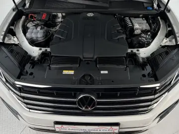 VW Touareg Elegance 4Motion 3 0 V6 TDI-170kW H.UP